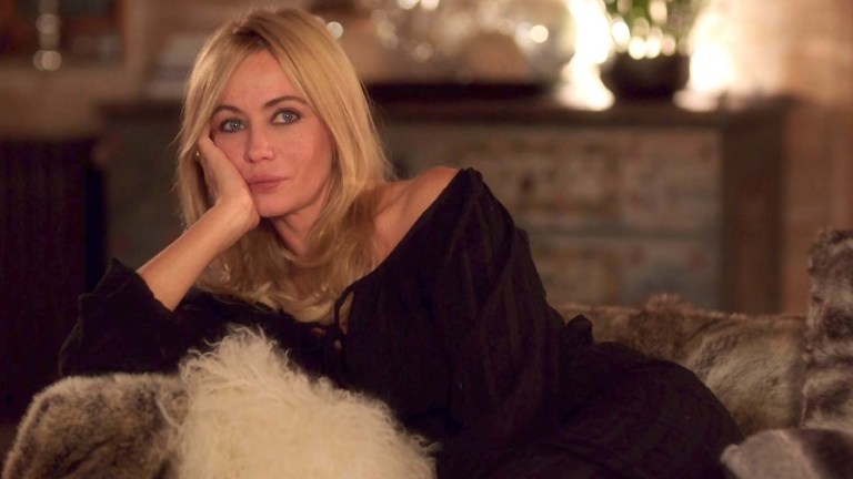 les-yeux-jaunes-des-crocodiles-photo-5307681258d13